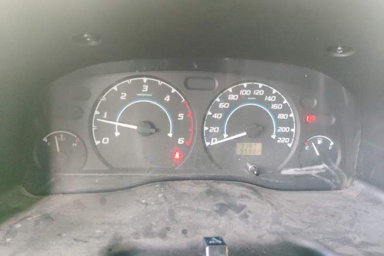 Used JMC Transit 2019 2.8T Commercial Version Long Wheelbase Mid-Roof 6-Seater Rear Single Tire China VI Emission Standard – JX493