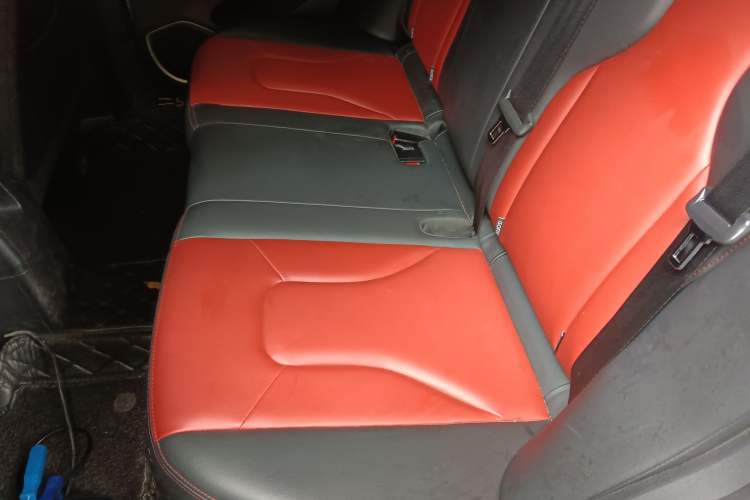 Used Haval H2s 2018 Blue Label 1.5T Dual-Clutch Elite Model Left Rear Seat