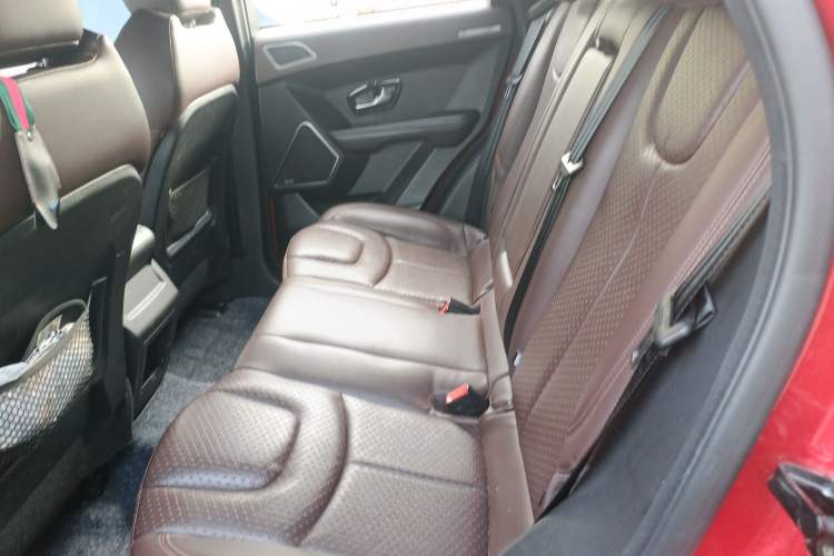 Used Land X7 2016 2.0T Panoramic Deluxe Edition Left Rear Seat