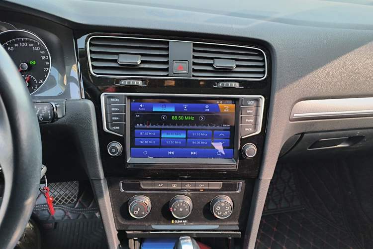 Used Volkswagen Golf 2017 230TSI Automatic Comfort Edition – Celebrating Milestone of One Million Units