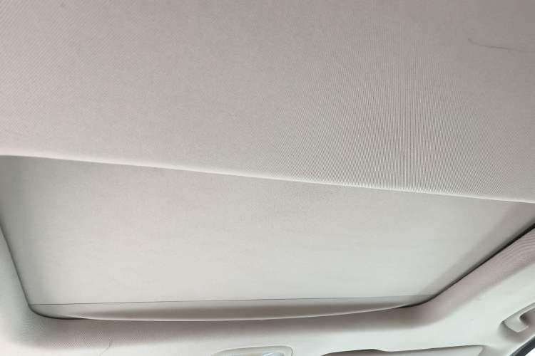 Used SAIC MAXUS G10 2016 2.0T Automatic Fashion Edition Headliner