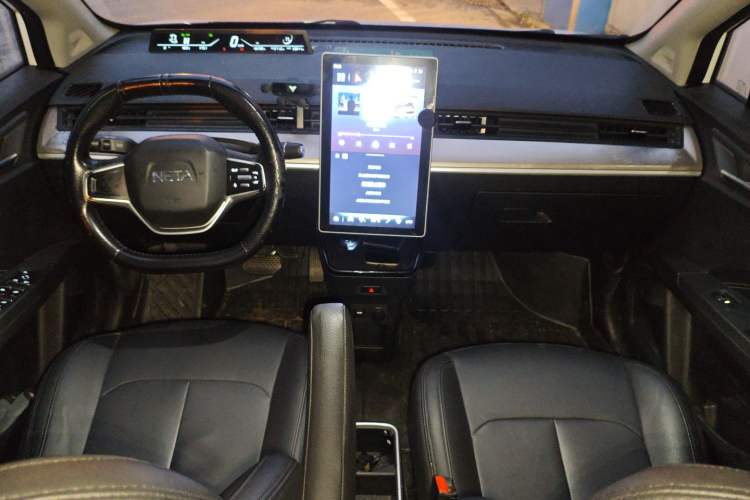 Used NETA V 2021 Standard Range Entertainment Edition
