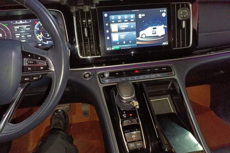 Used GAC Trumpchi M8 2021 Master Series 390T Ultimate Edition Audio And AC Panel