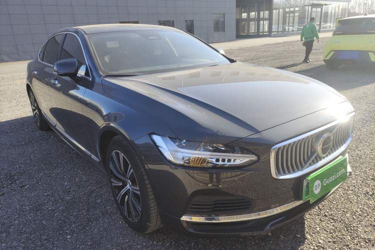 Used Volvo S90 New Energy 2022 T8 eDrive Hybrid Luxury Edition