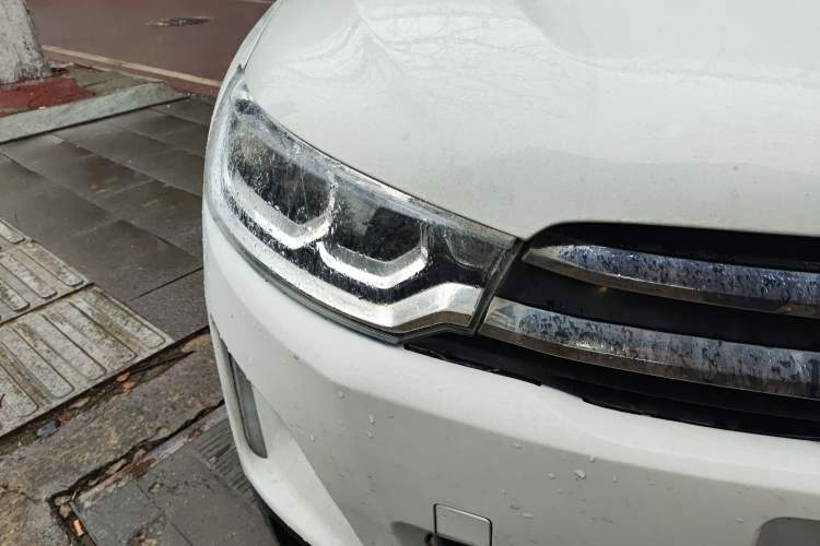 Used Citroen C3-XR 2015 1.6L Automatic Pioneer Model Right Front Headlight