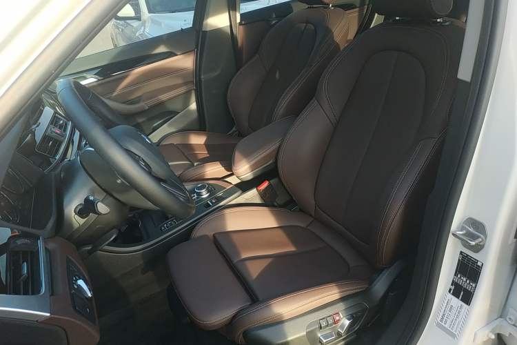 Used BMW X1 2022 sDrive20Li Fashion Model Left Front Seat