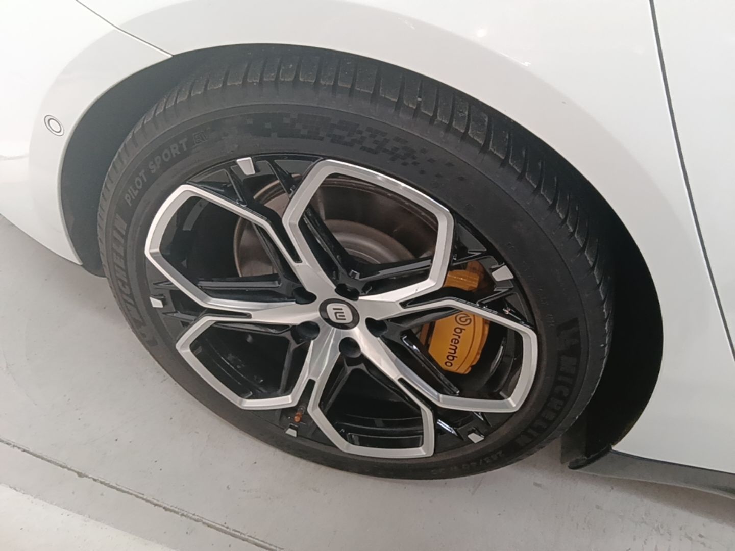 Xiaomi Auto SU7 2024 Four-Wheel Drive Ultra-Long Range Advanced Intelligent Driving Max Edition — снимка 11