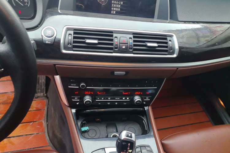 Used BMW 5 Series GT 2013 535i Leading Model