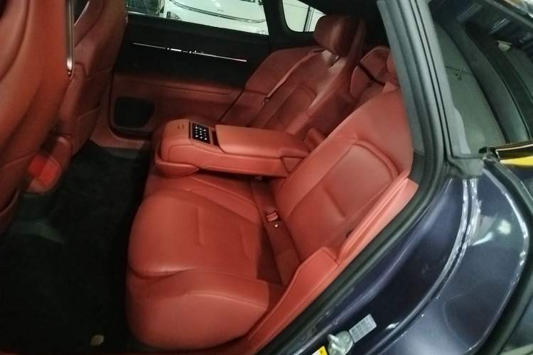 Used Avatr 12 2025 Ultra Extended-Range Edition
