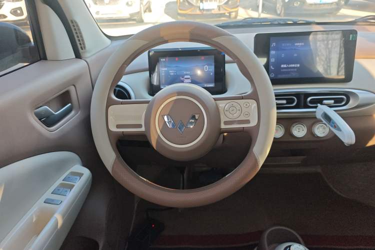 Used Wuling Hongguang MINIEV 2025 Four-Door Version Zhenxiang+ Edition
