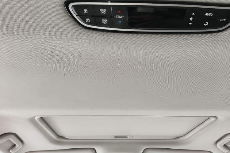 Used GAC Trumpchi M8 2018 320T Luxury Edition Headliner