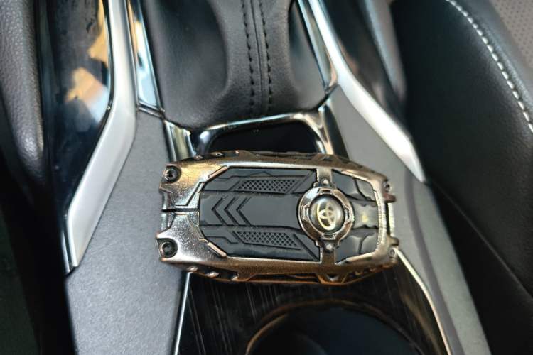 Used Toyota FRONTLANDER 2023 2.0L Smart Electric Hybrid Dual-Engine Leading Edition