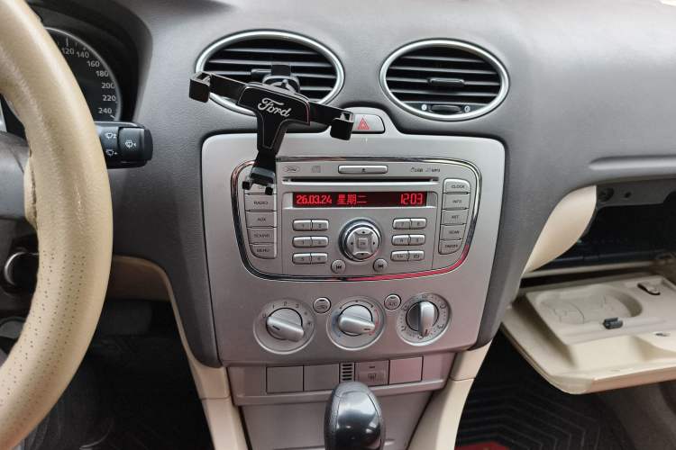 Used Ford Focus 2009 Hatchback 1.8L Automatic Fashion Edition