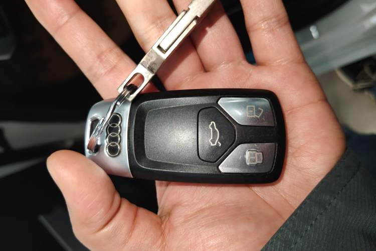 Used Audi A4L 2018 30th Anniversary Edition 40 TFSI Fashion Model