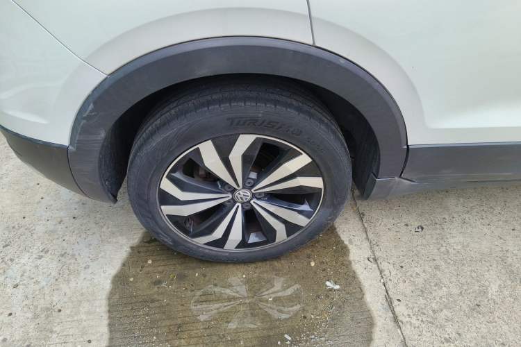 Used Volkswagen T-Cross 2020 280TSI DSG Luxury Edition Right Rear Wheel Hub