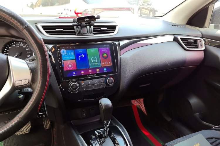 Used Nissan Qashqai 2017 2.0L CVT Smart Enjoyment Version China V Standard Audio And AC Panel