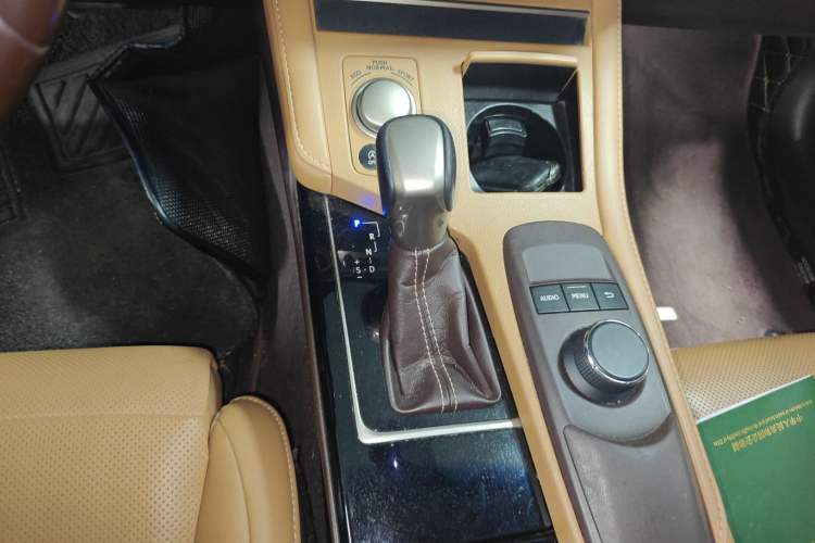 Used Lexus ES 2015 200 Elite Edition
