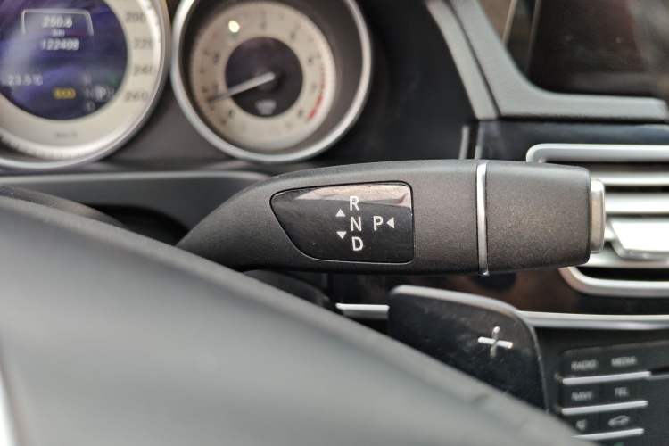 Used Mercedes-Benz E-Class 2015 Facelift E 200 L Sport Edition