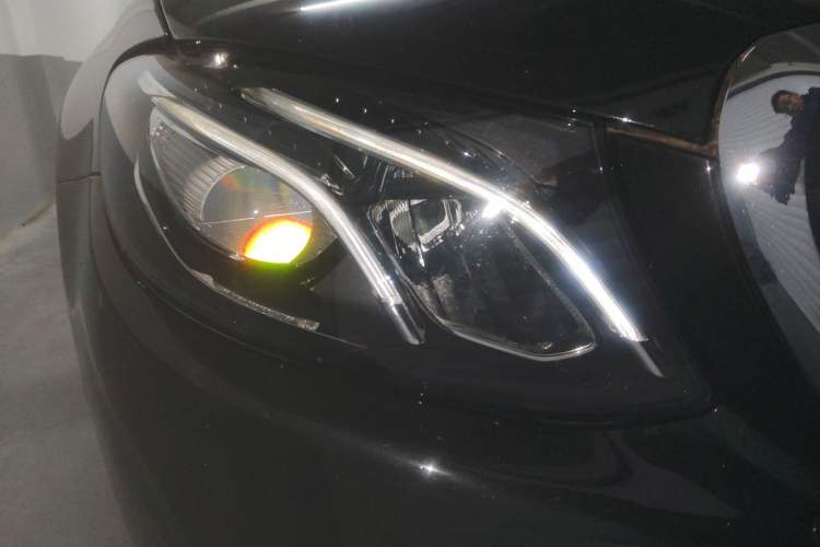 Used Mercedes-Benz E-Class 2019 E 200 L 4MATIC
