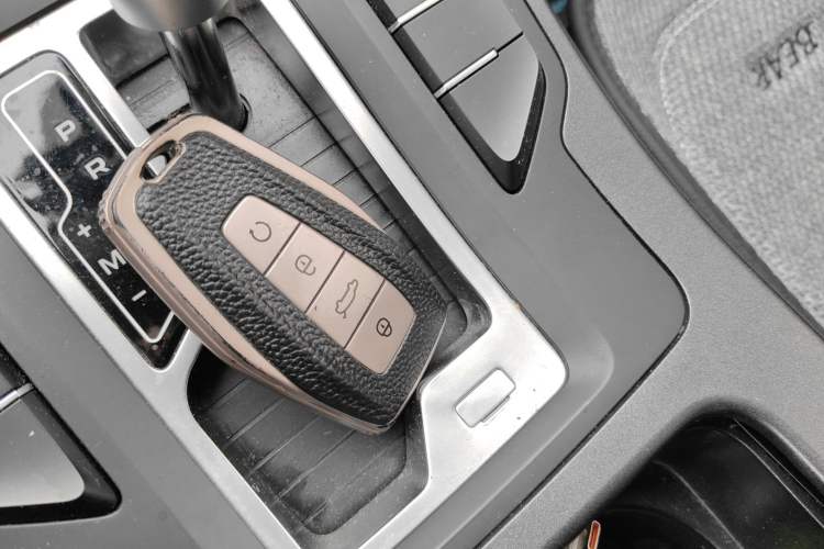 Used Geely Auto Emgrand GL 2021 UP 1.4T CVT Leading Edition
