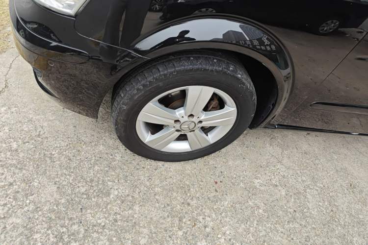 Used Mercedes-Benz Viano 2013 3.0L Comfort Edition
