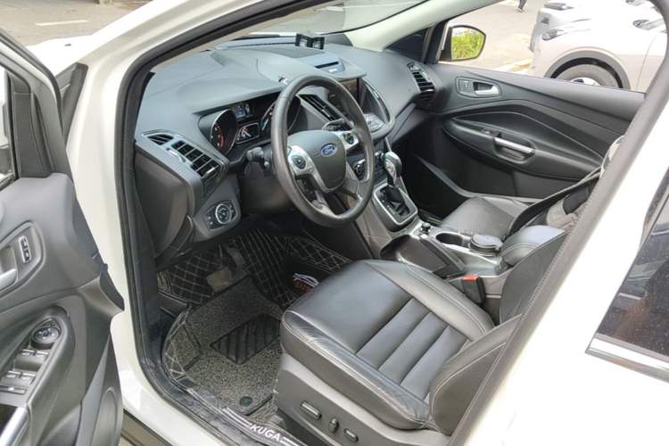 Used Ford Kuga 2015 2.0L GTDi Four-Wheel Drive Elite Model
