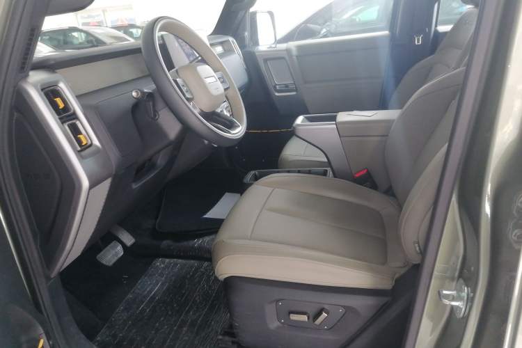 Used iCAR V23 2025 501 Four-Wheel Drive Advanced Version Left Front Seat