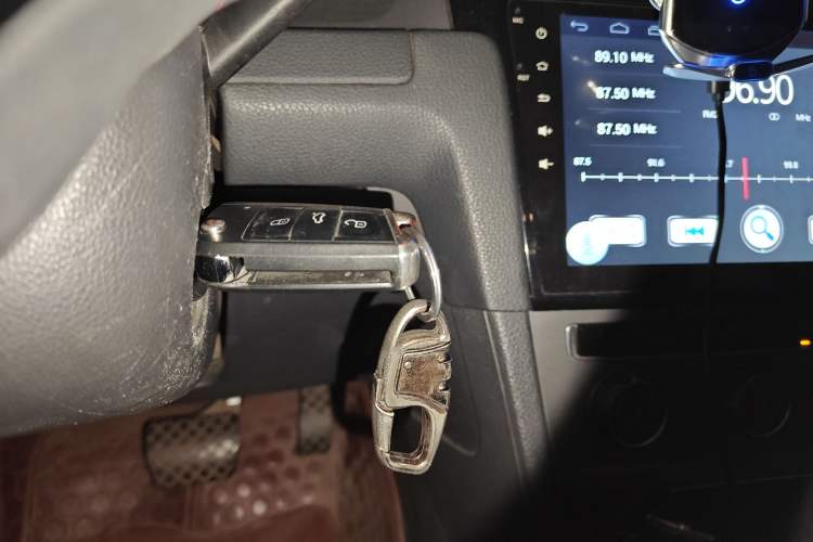 Used Volkswagen Golf 2016 230TSI Automatic Comfort Version Vehicle Key