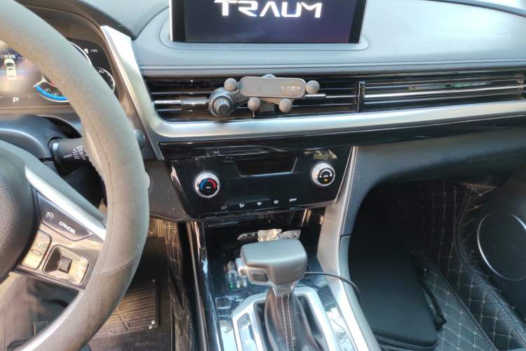 Used TRAUM SEEK 5 2018 1.5T Automatic Navigation Edition
