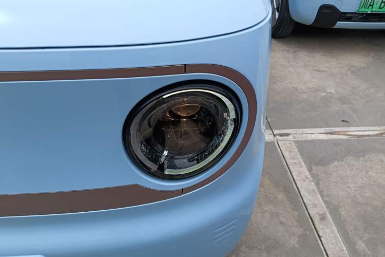 Used Geely Galaxy Panda 2023 Panda Mini 200km Endurance Bear
