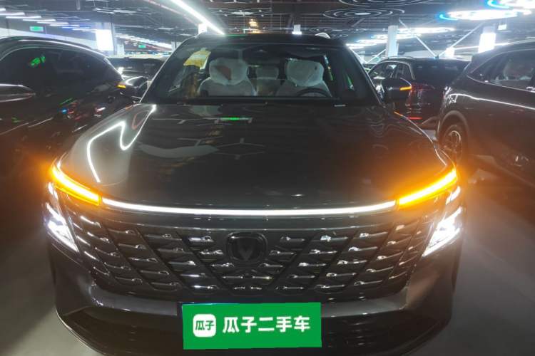 Used CHANGAN CS75 PLUS 2025 4th Generation UItra 2.0T New Blue Whale – Smart & Powerful Version