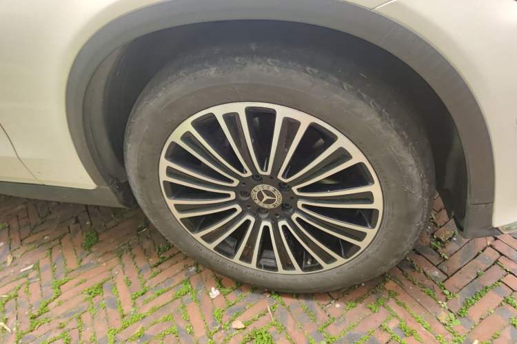 Used Mercedes-Benz GLC 2018 Facelifted GLC 260 4MATIC Dynamic Edition