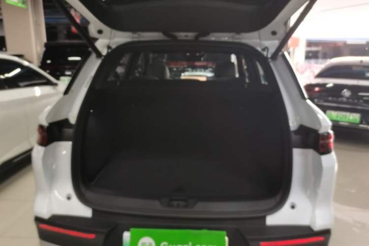 Used BYD Song Pro New Energy 2025 Second-Generation Intelligent Driving Version DM-i 115KM Excellence Edition Trunk