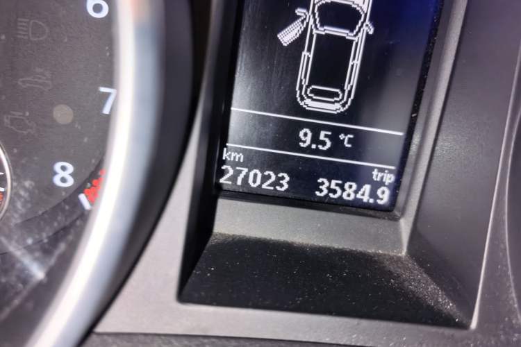 Used Volkswagen Golf (Import) 2012 1.4TSI Luxury Convertible Edition