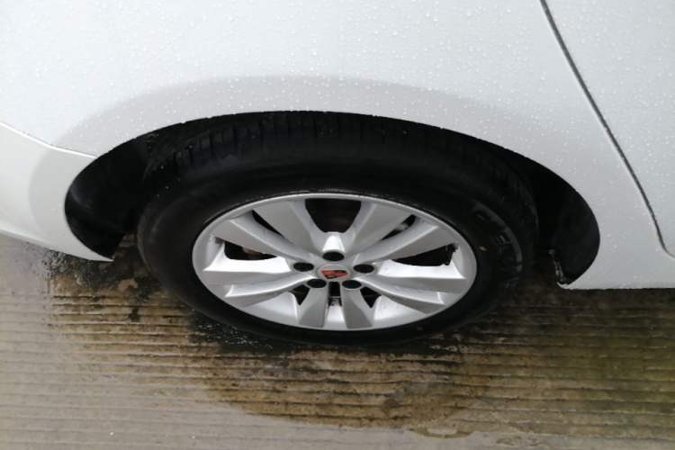 Used Roewe 360 2015 1.5L Automatic Luxury Edition