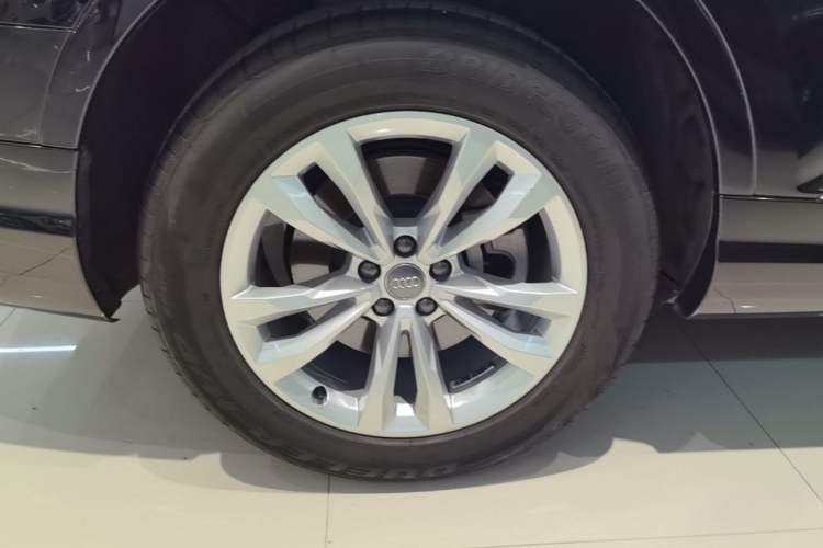 Used Audi Q7 2019 55 TFSI Technology Edition
