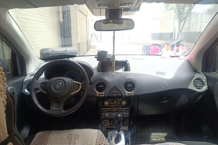 Used Renault Koleos 2014 2.5L 4x4 Comfort Edition