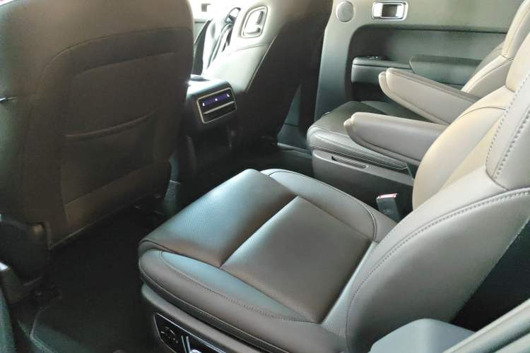 Used Li Auto L8 2023 Pro Model
