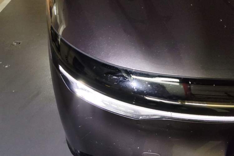 Used Zeekr 7X 2025 100 kWh Long-Range Rear-Wheel Drive with Intelligent Driving Features
