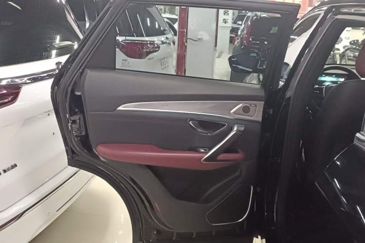 Used JETOUR X70 PRO 2023 1.6T DCT Enjoy MAX 5-seater
