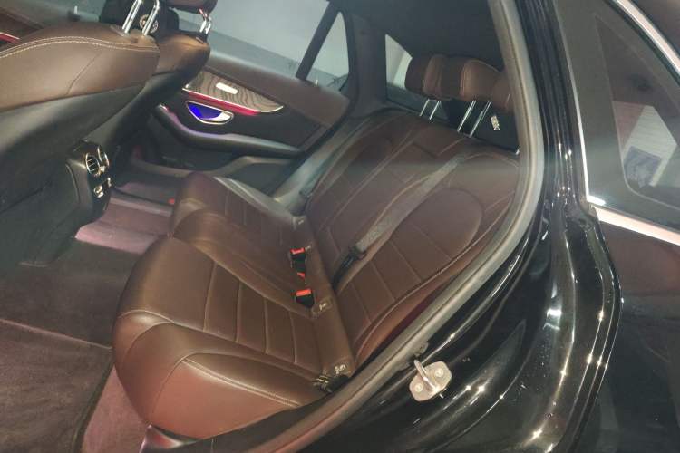 Used Mercedes-Benz GLC 2020 Facelift GLC 300 L 4MATIC Dynamic Edition Left Rear Seat