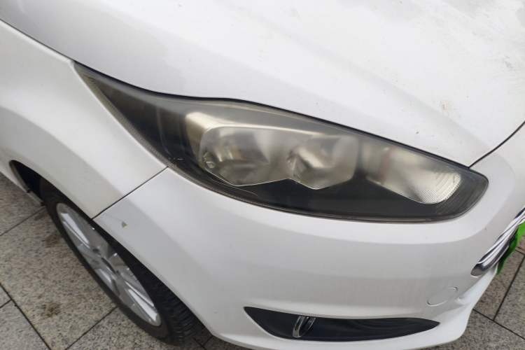 Used Ford Fiesta 2013 Hatchback 1.5L Automatic Prestige Model Right Front Headlight