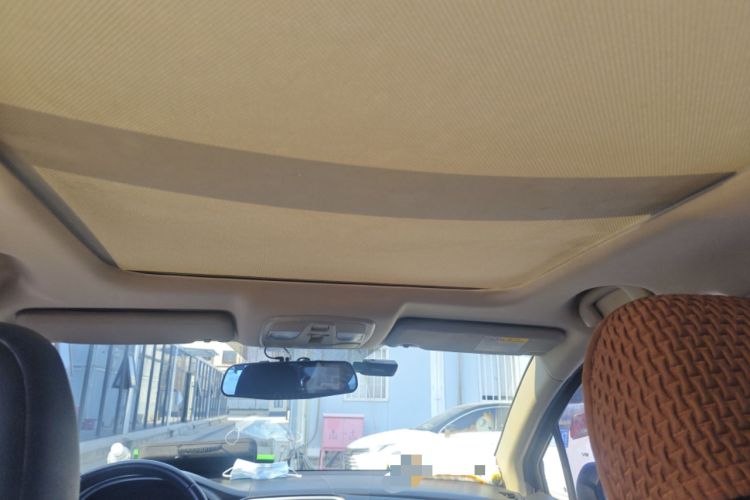 Used Suzuki S-Cross 2015 1.6L Manual Two-Wheel Drive Elite Model
