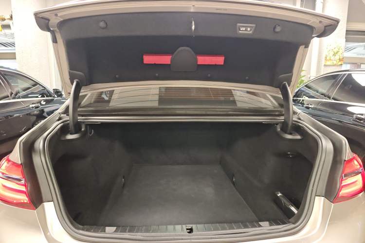 Used BMW 7 Series 2017 730Li Leading Model
