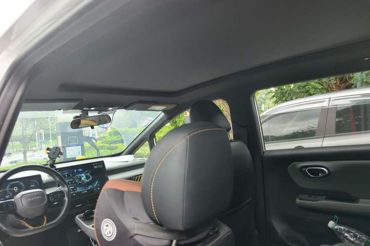 Used AION Y 2021 70 Intelligent Dynamic Edition Headliner