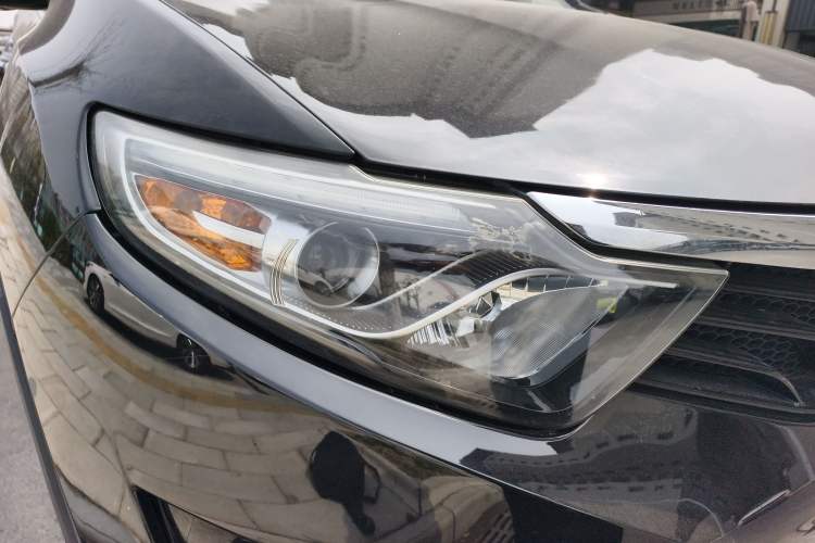 Used Soueast DX7 2017 1.5T Automatic Luxury Model
