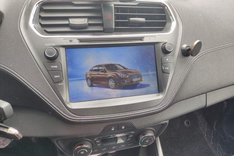 Used Ford Escort 2015 1.5L Automatic Fashion Model
