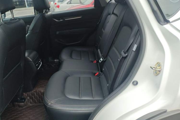Used Mazda CX-5 2017 2.0L Automatic 2WD Smart Enjoyment Version China V Standard Left Rear Seat