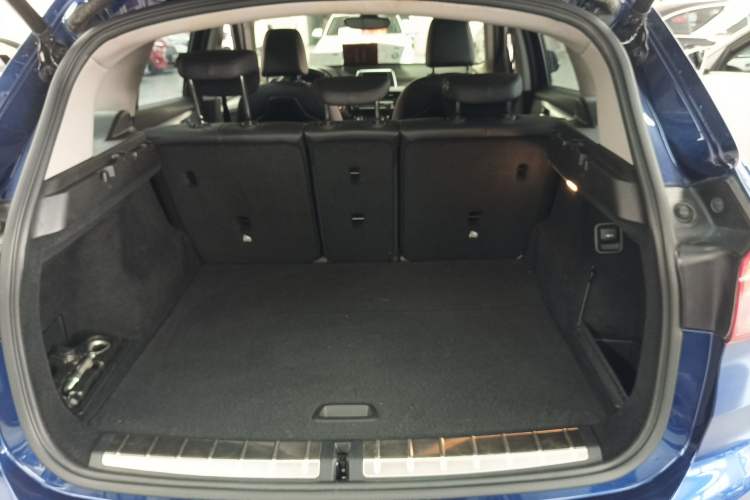 Used BMW X1 2018 sDrive18Li Fashion Model Trunk