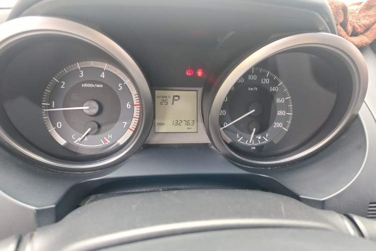 Used Toyota Prado 2016 2.7L Automatic Standard Edition Odometer Close Up